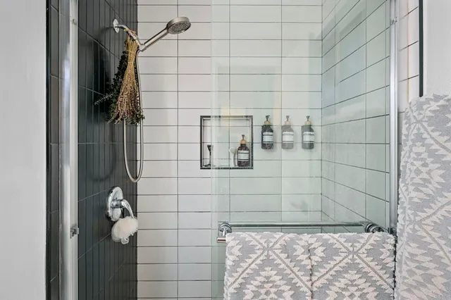 $899,000 | 3516 Las Vegas Drive, Oceanside, CA 92054