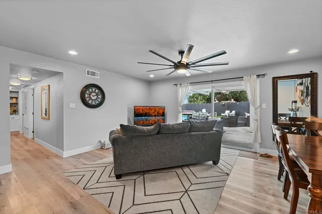 $899,000 | 3516 Las Vegas Drive, Oceanside, CA 92054