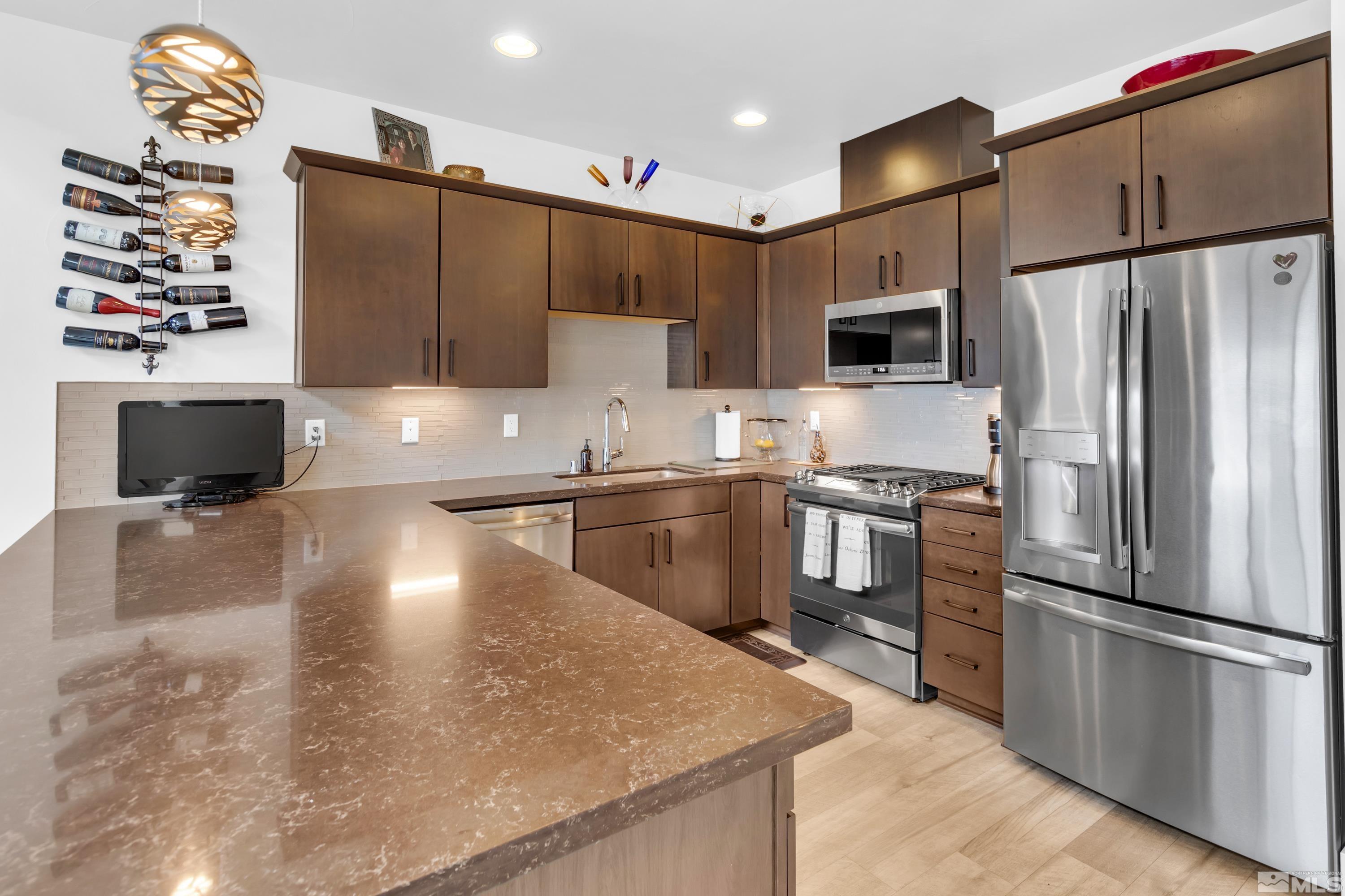1410 Tonopah Street Reno, NV 89509 - Photo 9 of 26 Photo 9