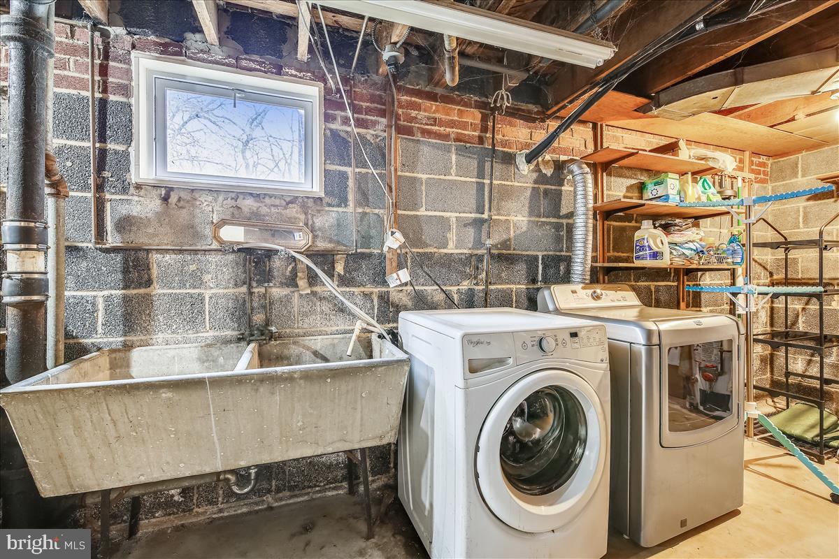 3813 Brightview Street Silver Spring, MD 20902 - Photo 26 of 32 LL Laundry