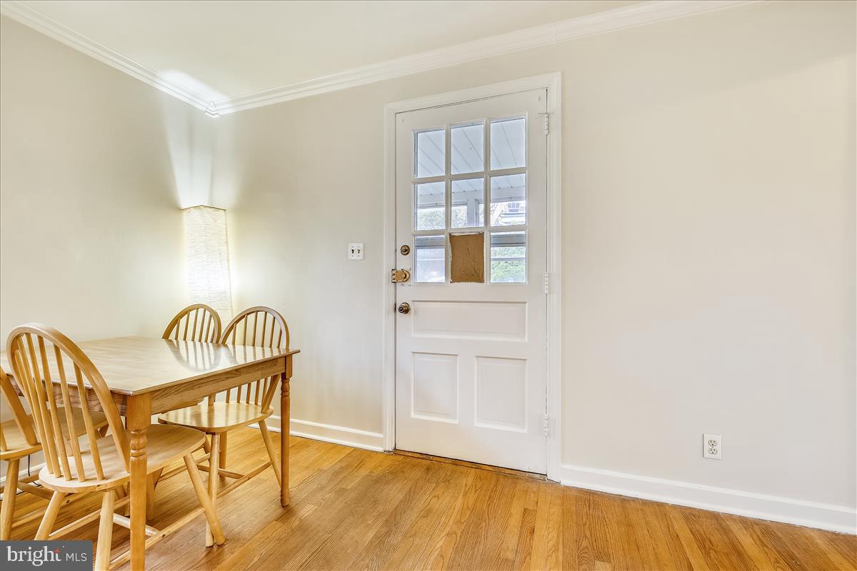 3813 Brightview Street Silver Spring, MD 20902 - Photo 6 of 32 Front Entry Hardwood Floors