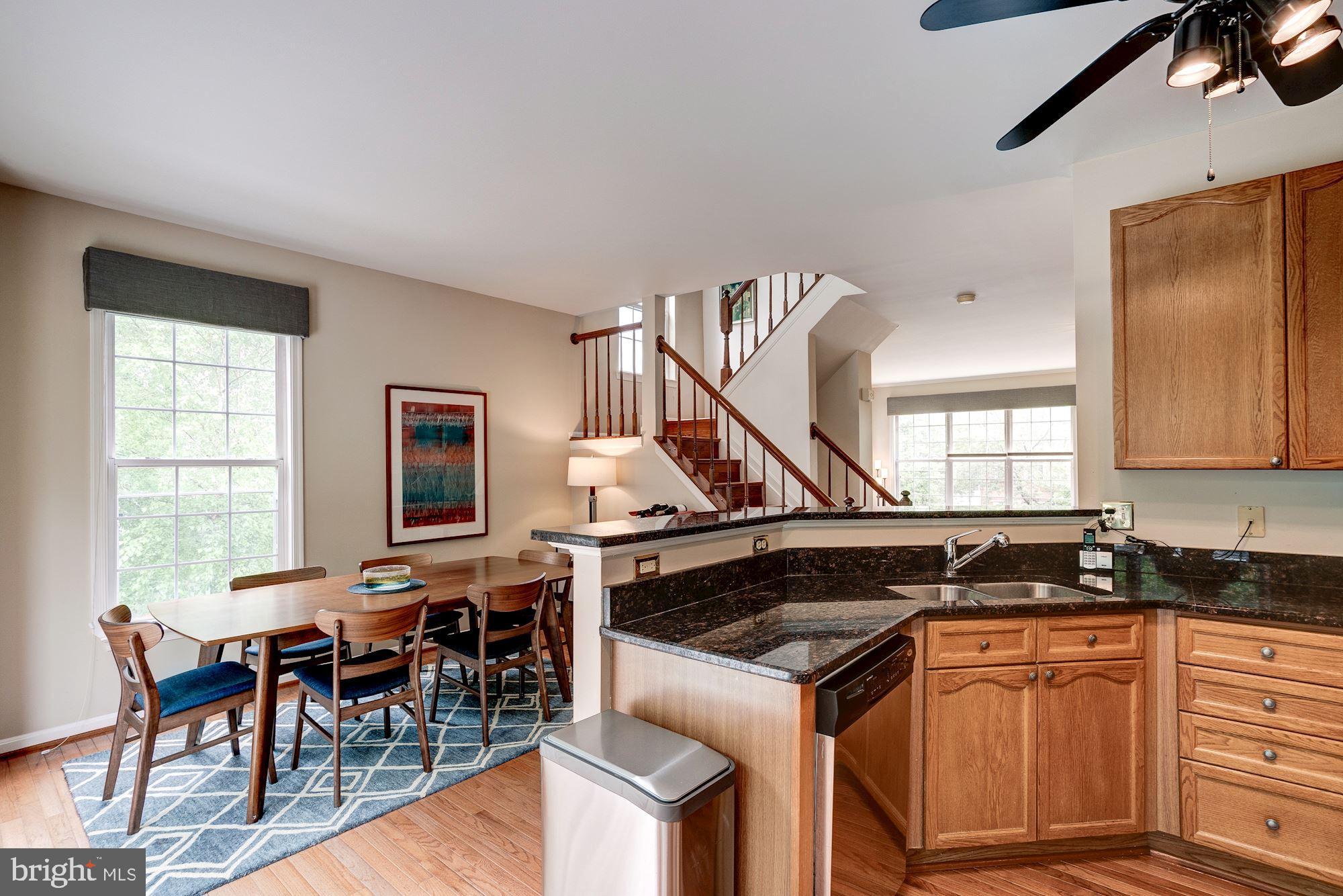 12012 Edgemere Circle Reston, VA 20190 - Photo 15 of 44
