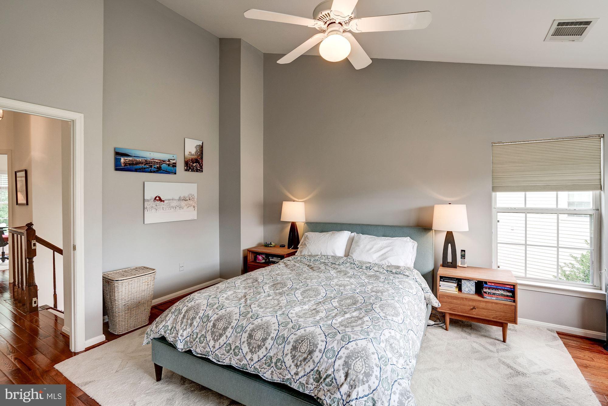 12012 Edgemere Circle Reston, VA 20190 - Photo 19 of 44