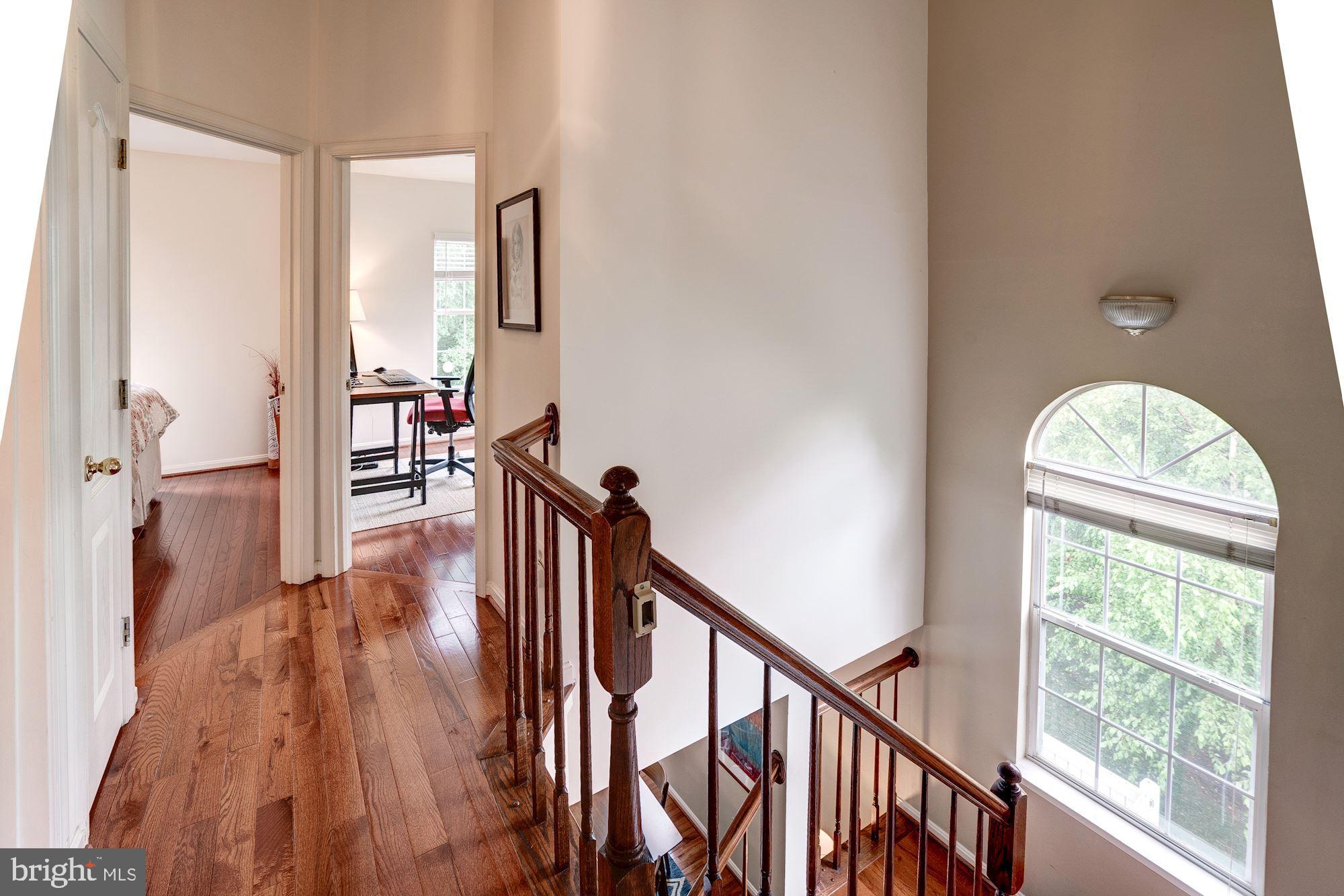 12012 Edgemere Circle Reston, VA 20190 - Photo 23 of 44