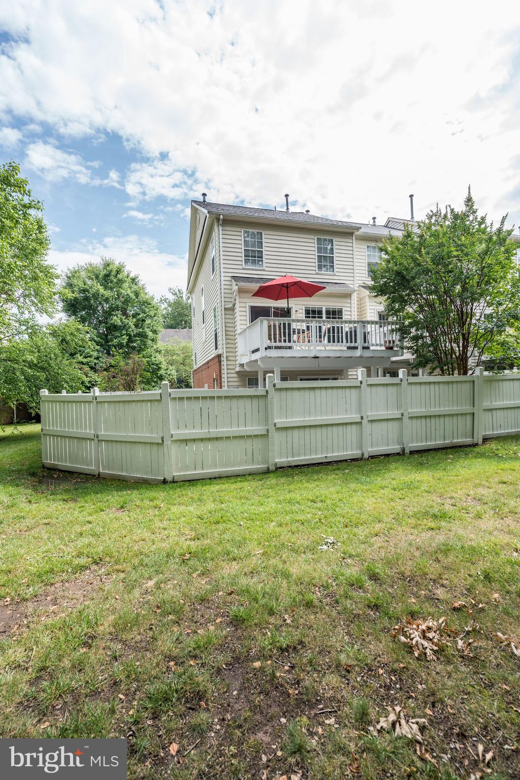 12012 Edgemere Circle Reston, VA 20190 - Photo 42 of 44