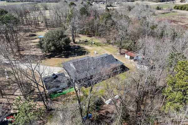 $689,000 | 6270 North Us Highway, Naples, TX 75568