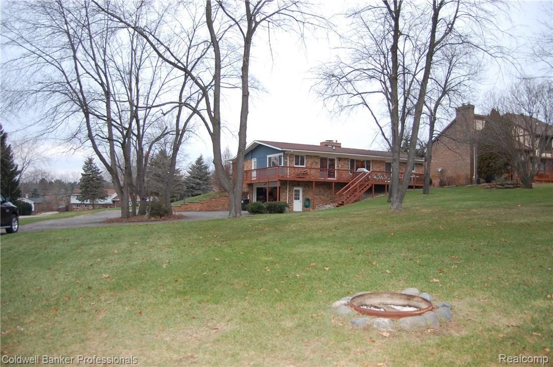 5417 Greenfield Road Brighton, MI 48114 - Photo 38 of 45 DSC_0035.JPG