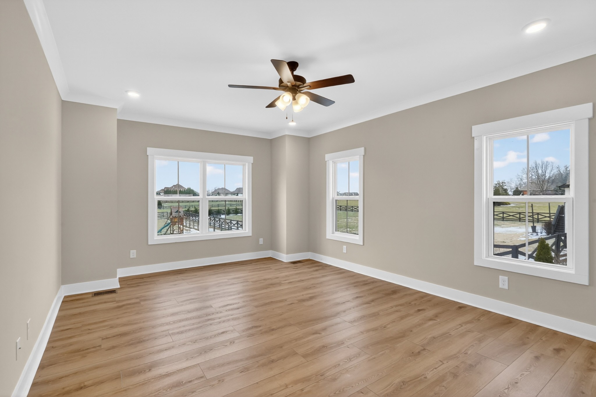 746 North Russell Street Portland, TN 37148 - Photo 19 of 45 a view of an empty room with wooden floor and a window