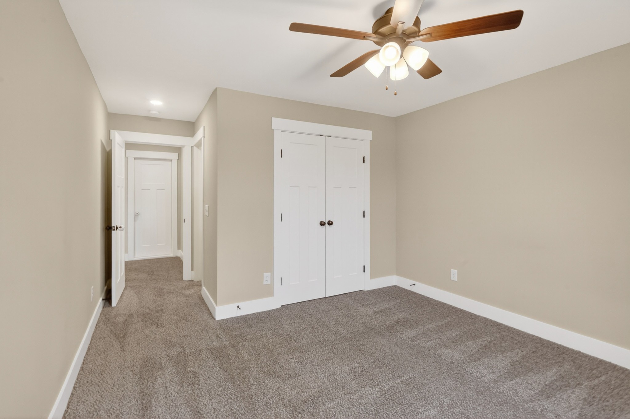 746 North Russell Street Portland, TN 37148 - Photo 34 of 45 a view of an empty room