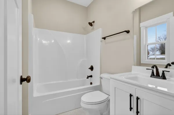 $735,000 | 746 North Russell Street, Portland, TN 37148