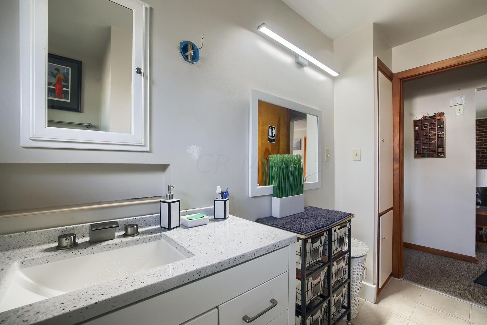 3495 Wicklow Road Columbus, OH 43204 - Photo 22 of 33 Gallery Image 22