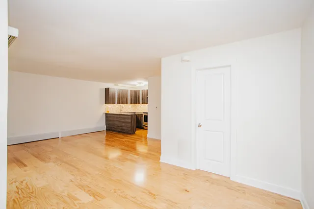 $149,900 | 1813 Hemlock Place, Unit 109, Schaumburg, IL 60173