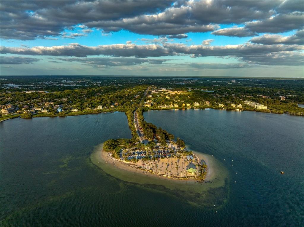 1725 Gulf Road Tarpon Springs, FL 34689 - Photo 6 of 27