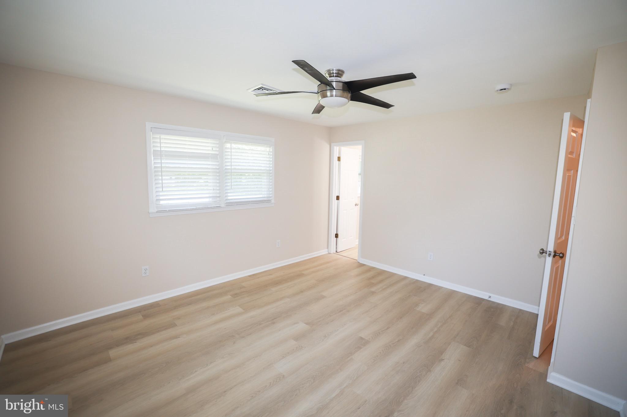 6724 Newington Road Lorton, VA 22079 - Photo 17 of 32