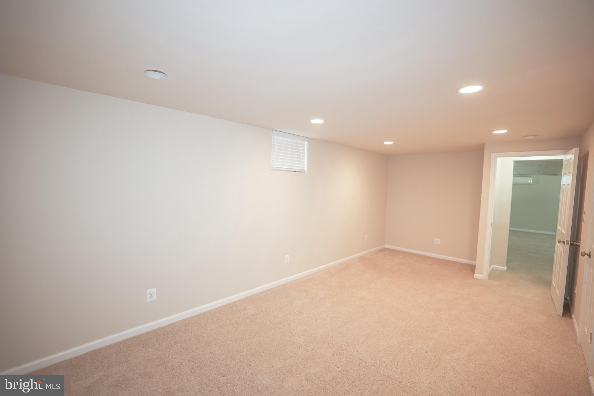 6724 Newington Road Lorton, VA 22079 - Photo 24 of 32