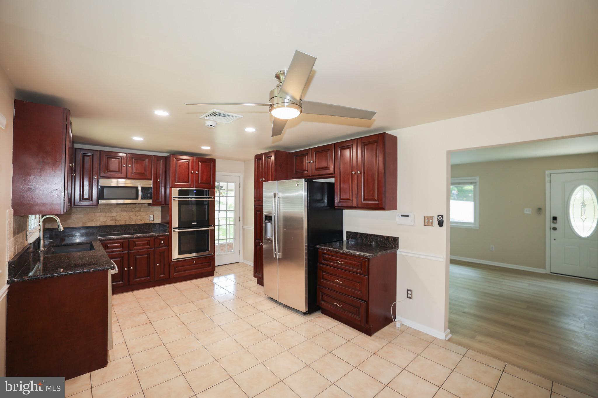 6724 Newington Road Lorton, VA 22079 - Photo 9 of 32