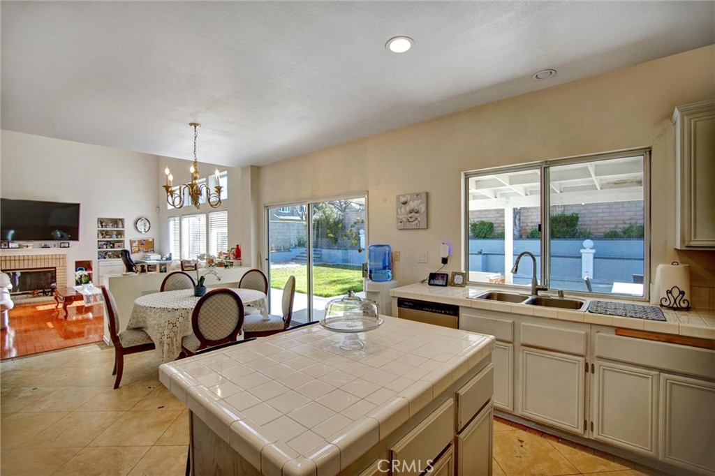 1072 Silvercreek Road Corona, CA 92882 - Photo 12 of 31 a very nice looking kitchen with a large window