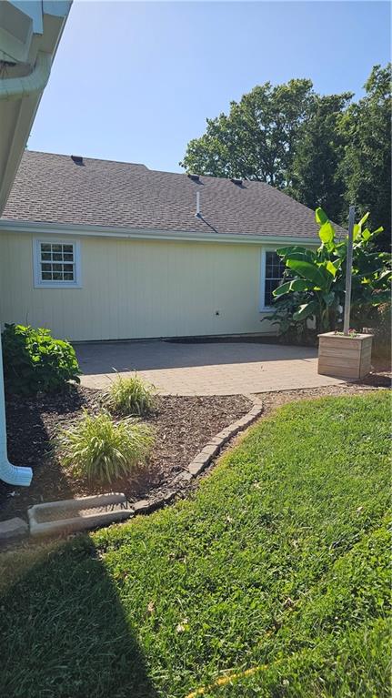 313 South Thompson Street Butler, MO 64730 - Photo 2 of 18