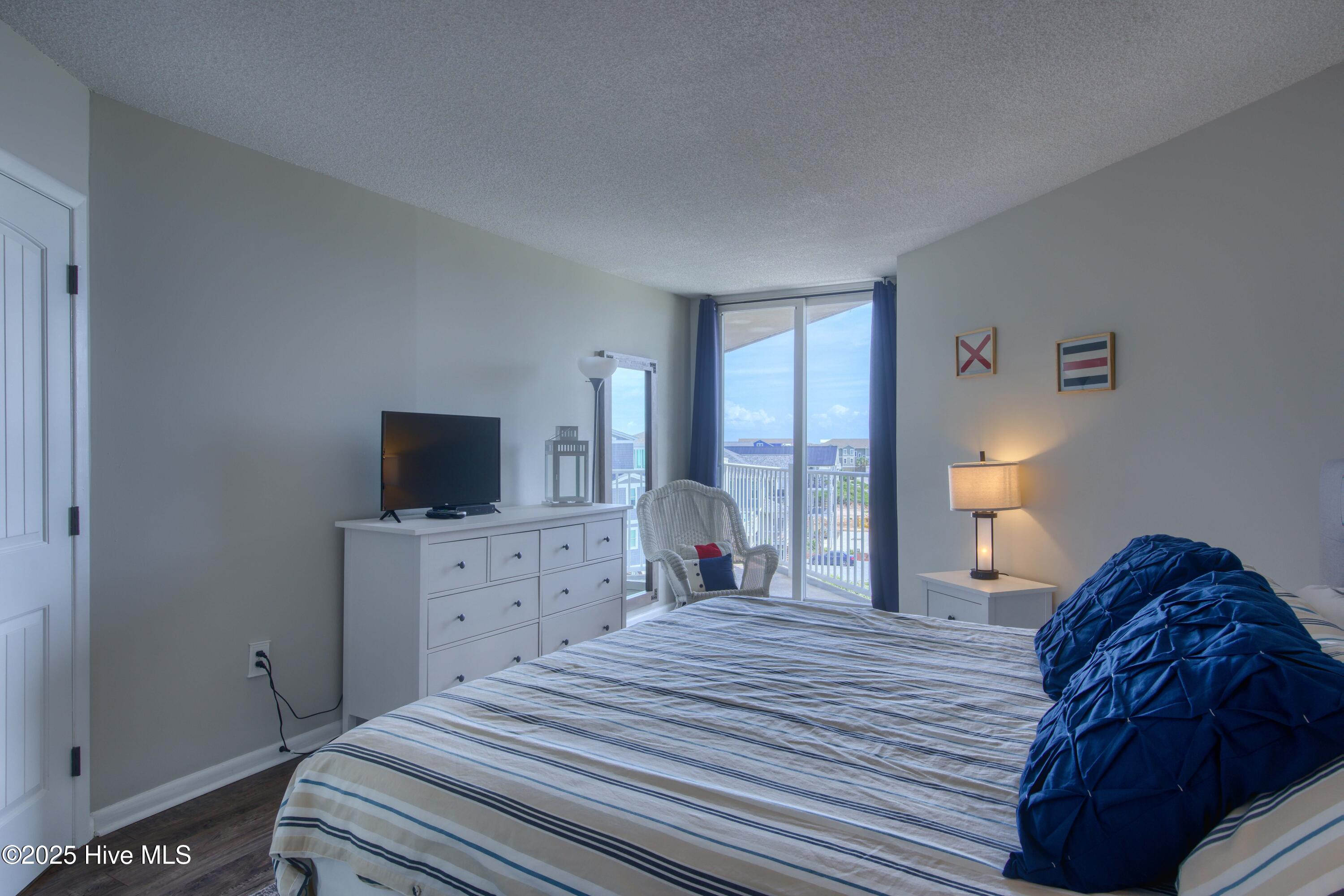 2000 New River Inlet Road, Unit 3313 North Topsail Beach, NC 28460 - Photo 17 of 38 3313 St. Regis - Interior - Edited_8