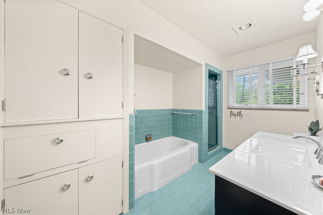 20600 Sydenham Road Shaker Heights, OH 44122 - Photo 30 of 44 Gallery Image 30