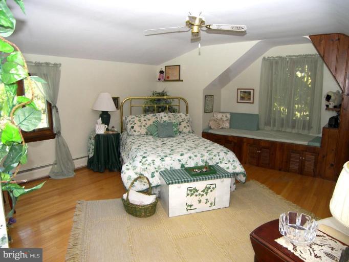 15401 Tierra Drive Silver Spring, MD 20906 - Photo 16 of 22 Bedroom #3