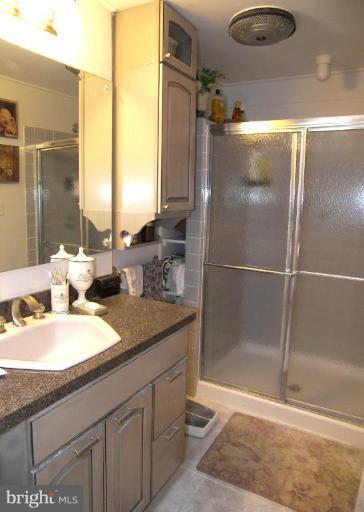 15401 Tierra Drive Silver Spring, MD 20906 - Photo 7 of 22 Master Bath