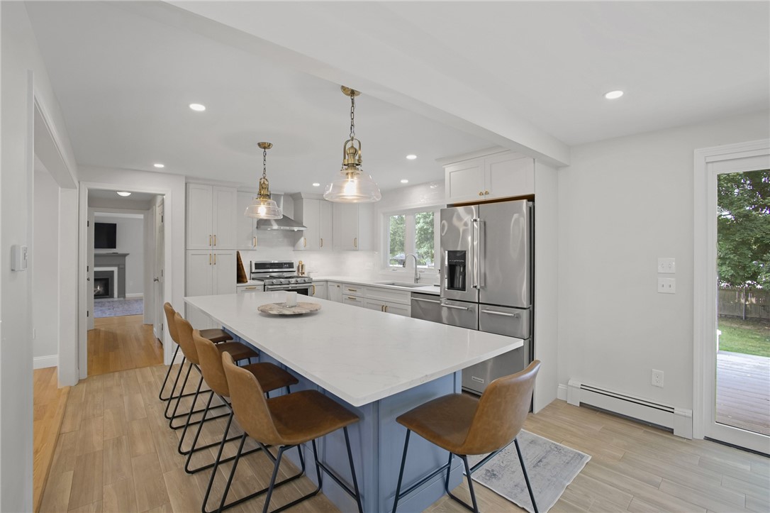 7 Heritage Road Bristol, RI 02809 - Photo 6 of 41