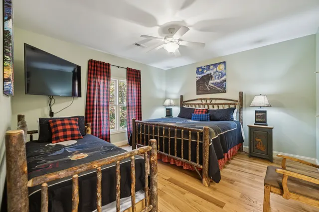 3715 Cinnamon Way, Sevierville, TN 37862