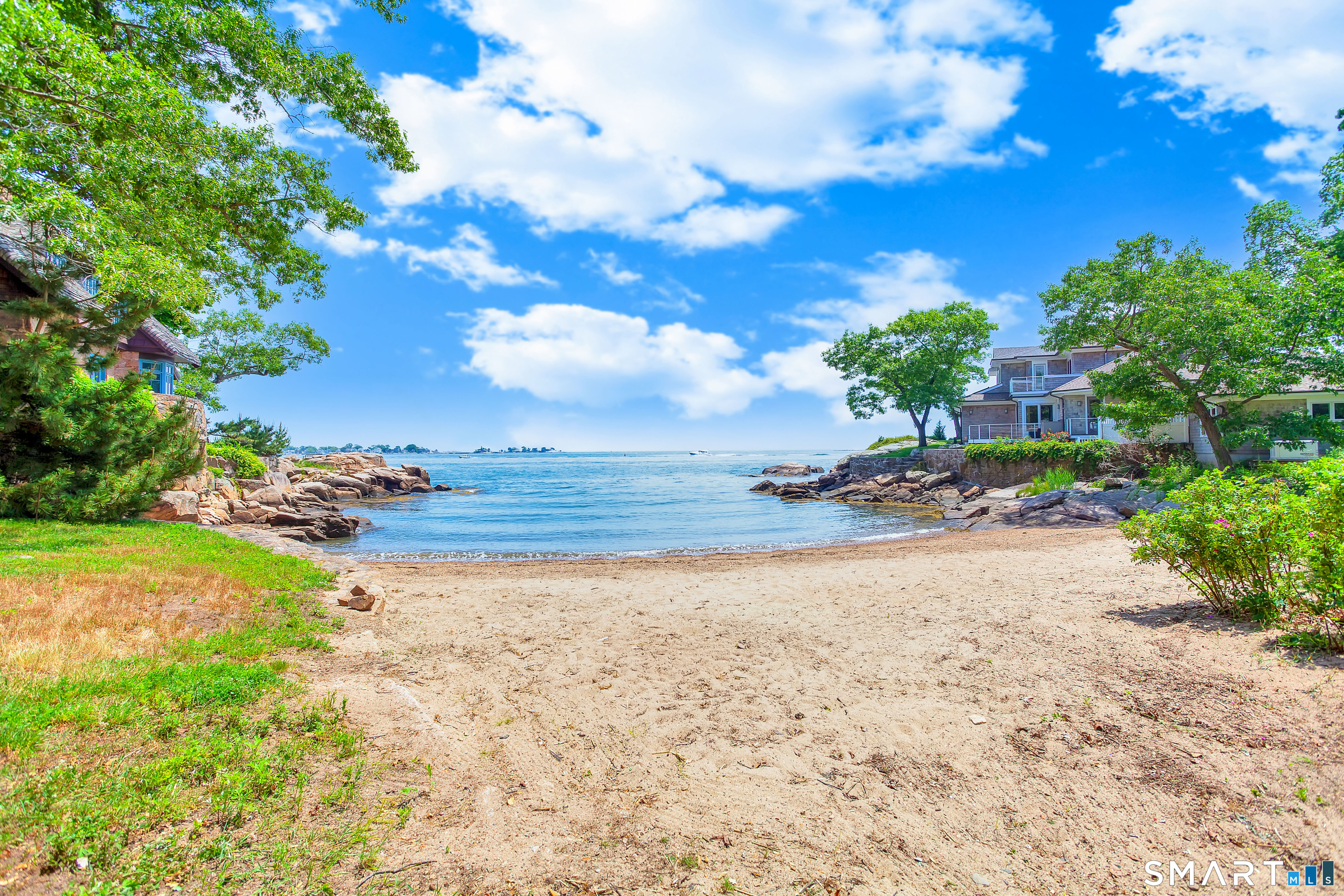 32 Wood Road Branford, CT 06405 - Photo 4 of 40