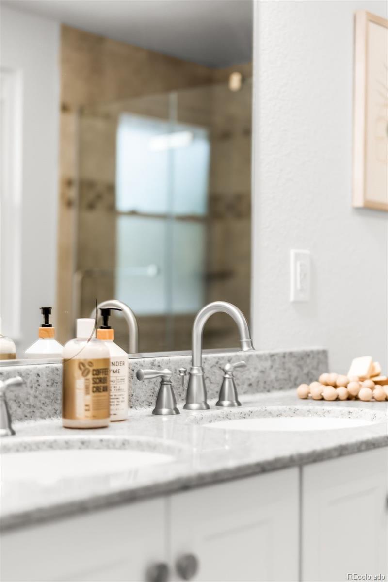 4639 East Fair Place Centennial, CO 80121 - Photo 26 of 39