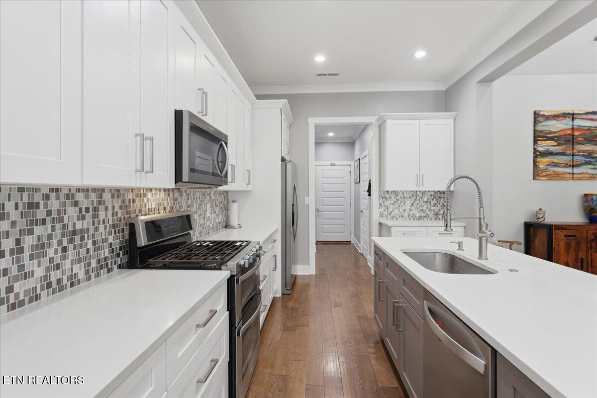 342 Mingo Way Loudon, TN 37774 - Photo 13 of 57 13-Kitchen