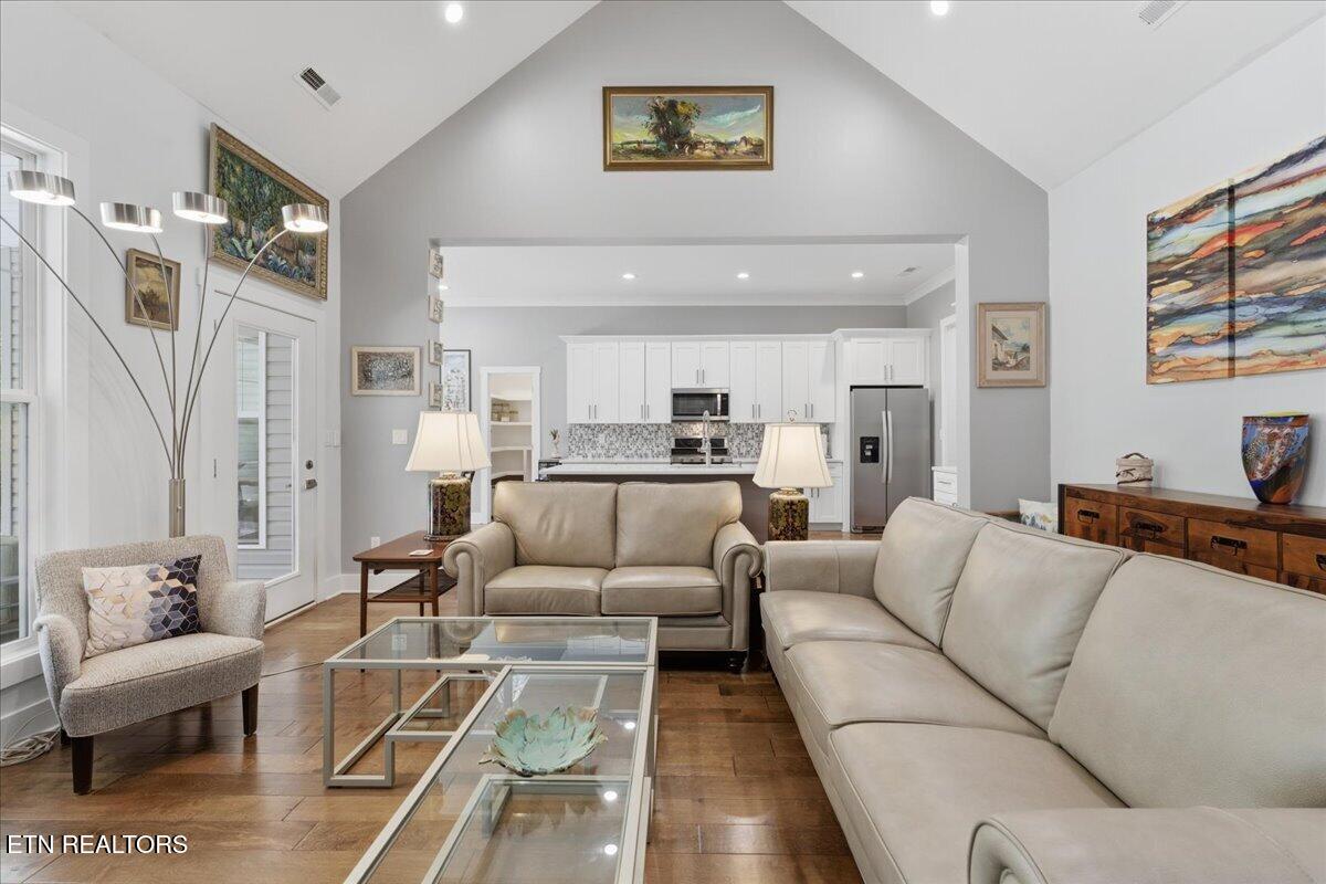 342 Mingo Way Loudon, TN 37774 - Photo 10 of 57 10-Living Room