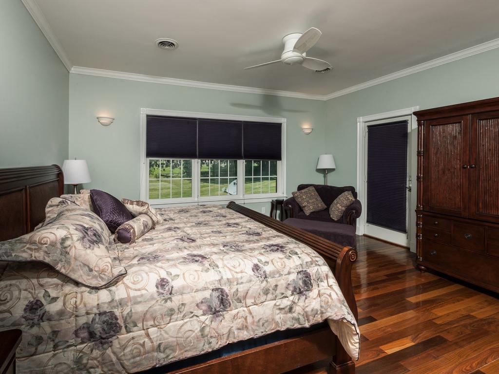 26 Long Sands Road York, ME 03909 - Photo 14 of 31 Gallery Image 14