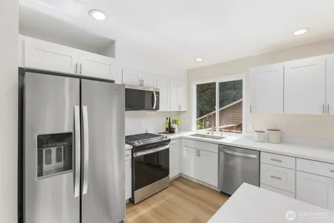 $1,199,950 | 12103 Southeast 70th Street, Newcastle, WA 98056