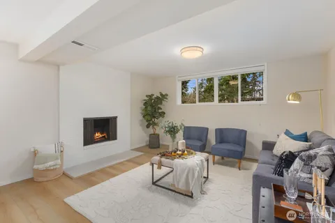 $1,199,950 | 12103 Southeast 70th Street, Newcastle, WA 98056