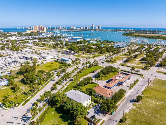 $1,600,000 | 56 West 12th Street, Riviera Beach, FL 33404