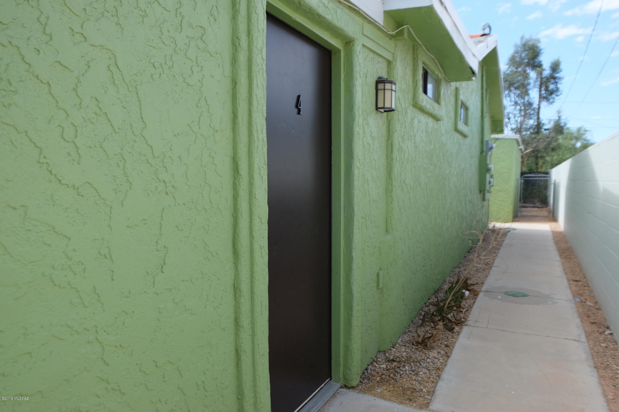 936 East Navajo Road, Unit 4 Tucson, AZ 85719 - Photo 11 of 18