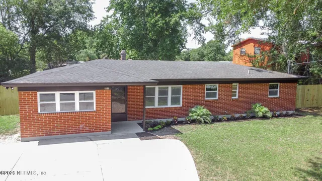 $240,000 | 8166 Stuart Avenue, Jacksonville, FL 32220