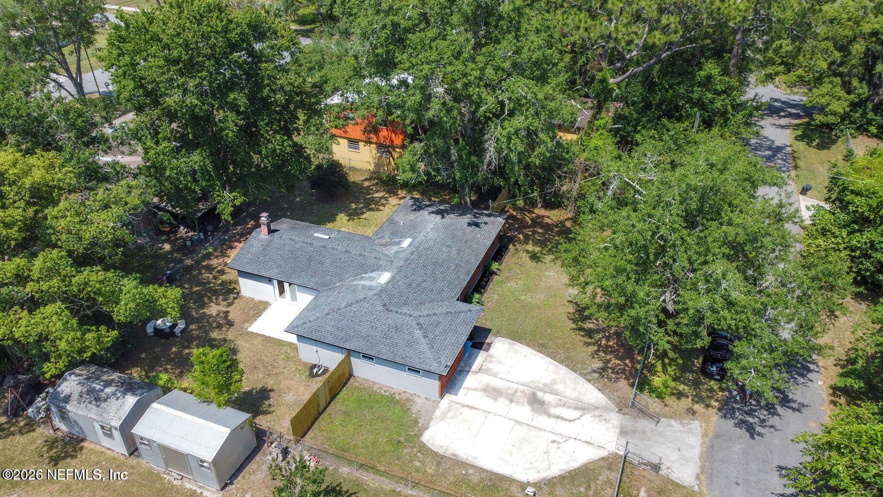 8166 Stuart Avenue Jacksonville, FL 32220 - Photo 3 of 29 20250721170313797011000000-o