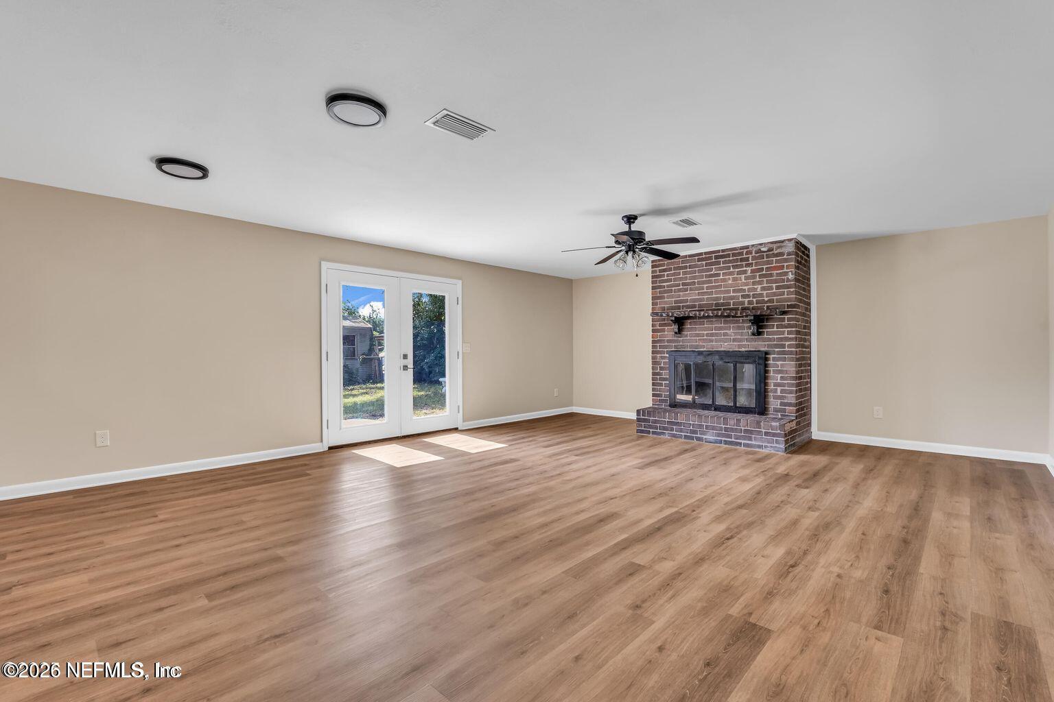 8166 Stuart Avenue Jacksonville, FL 32220 - Photo 5 of 29 20250721170334717507000000-o