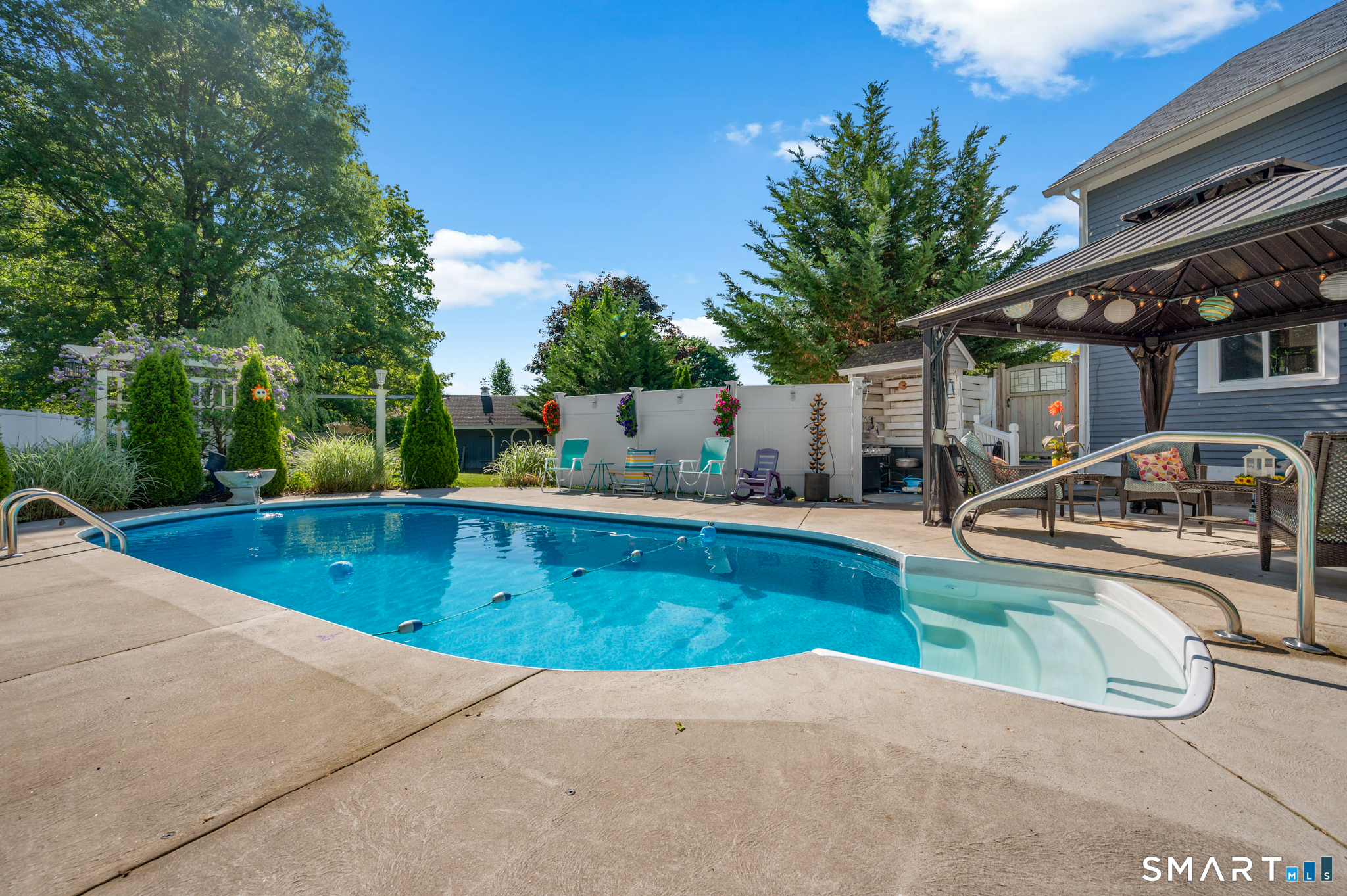 278 Thompsonville Road Suffield, CT 06078 - Photo 4 of 40
