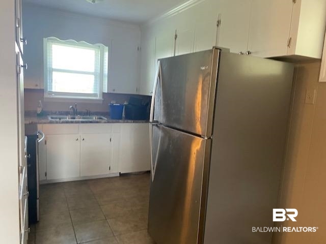 211 14th Avenue Atmore, AL 36502 - Photo 31 of 32 Guest House Kitchen