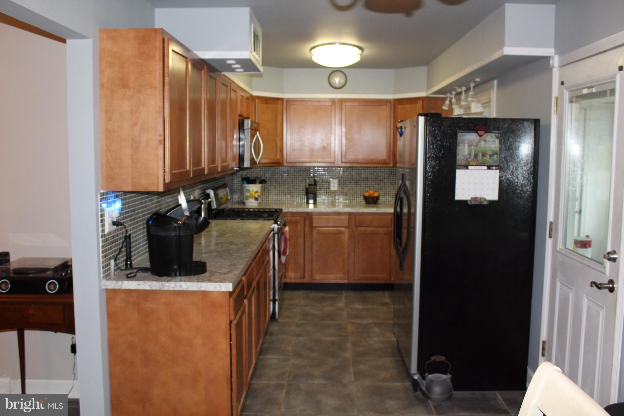 1800 Ridgewick Road Glen Burnie, MD 21061 - Photo 11 of 29 Kitchen