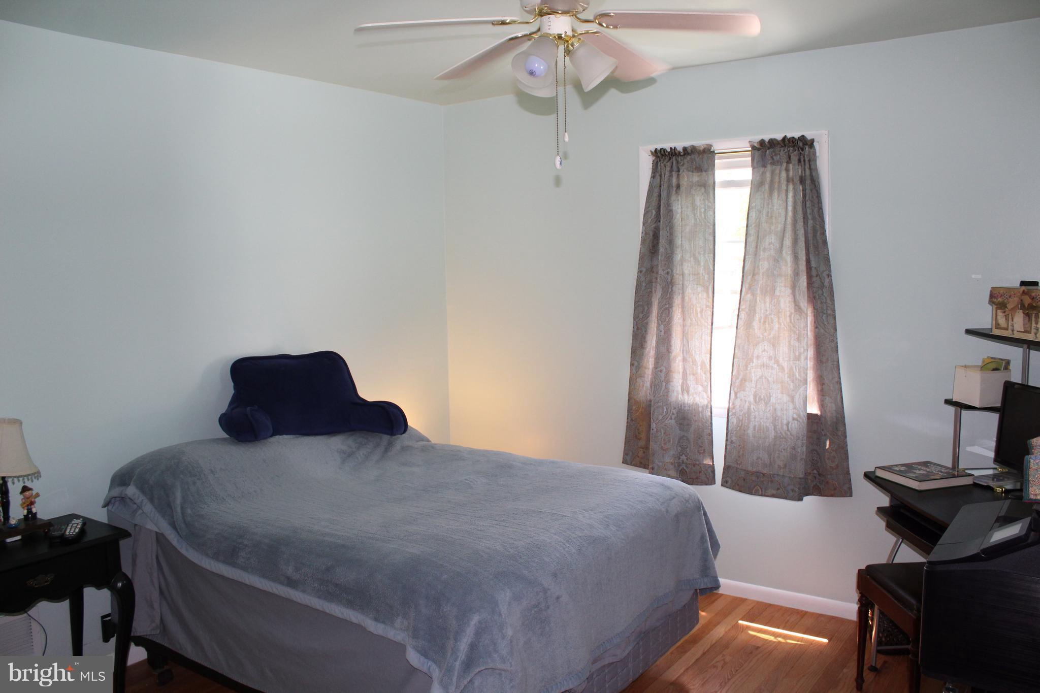 1800 Ridgewick Road Glen Burnie, MD 21061 - Photo 18 of 29 Bedroom (Master)