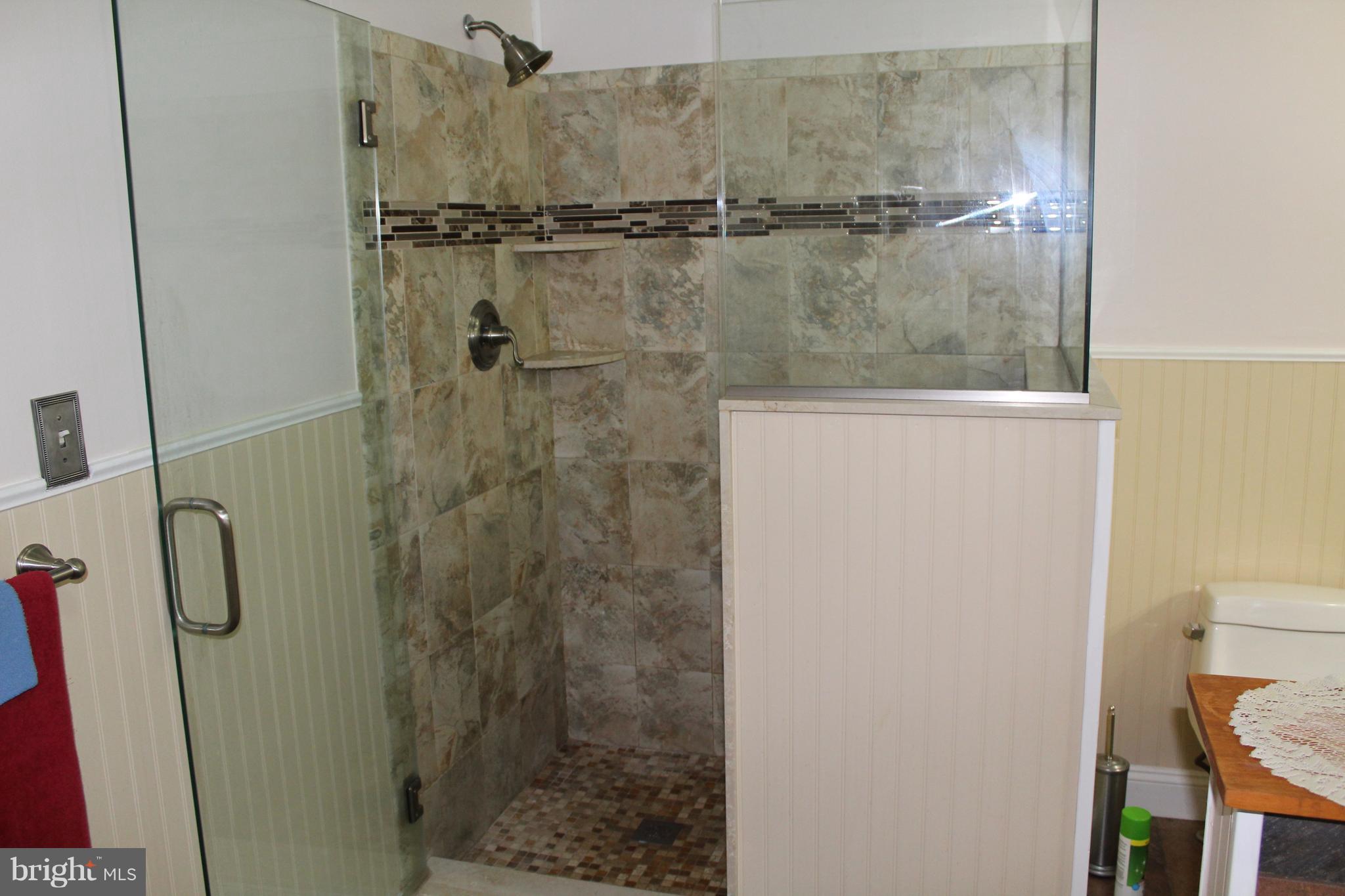 1800 Ridgewick Road Glen Burnie, MD 21061 - Photo 20 of 29 Bath