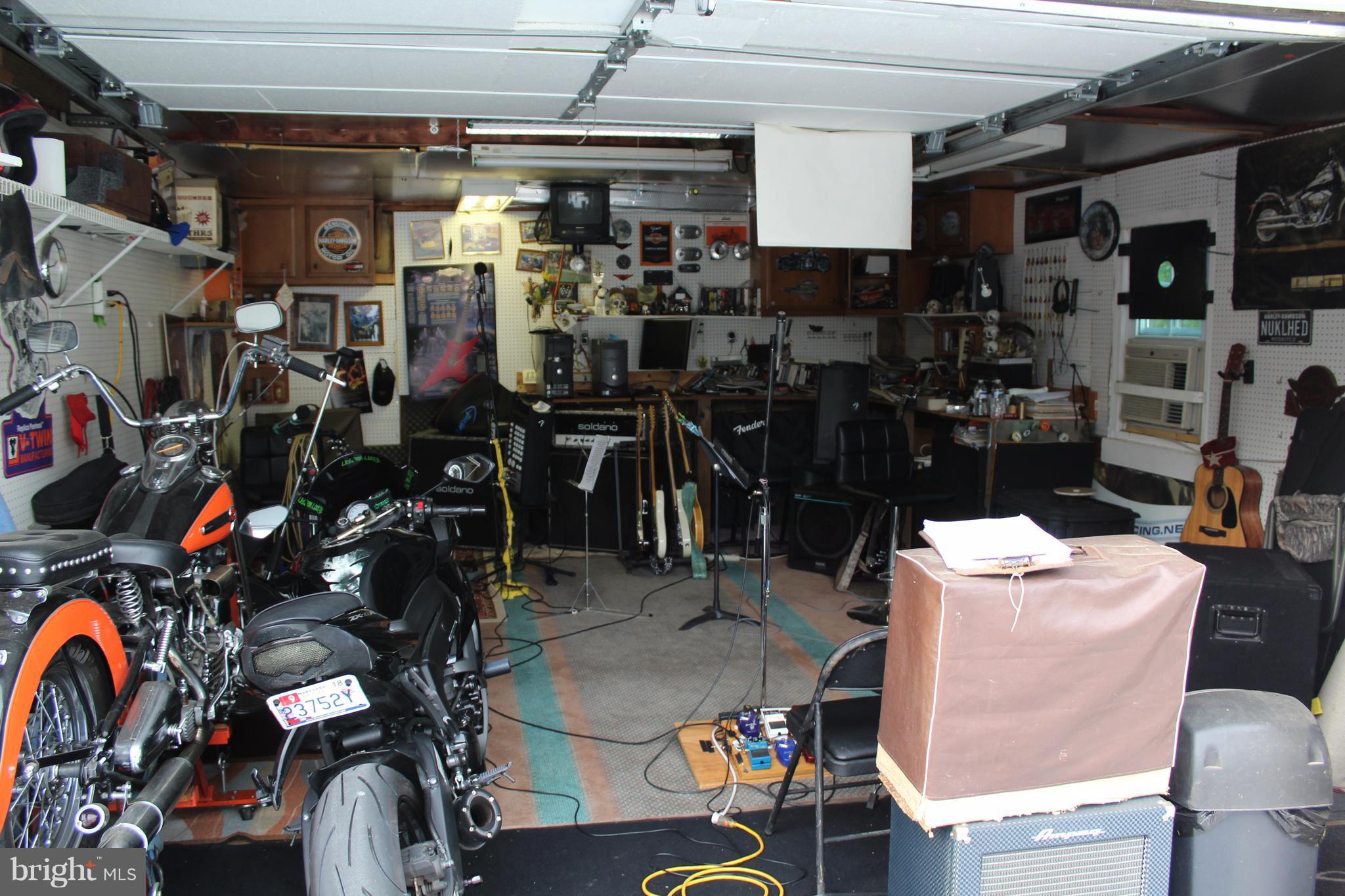 1800 Ridgewick Road Glen Burnie, MD 21061 - Photo 4 of 29 View of inside of the garage