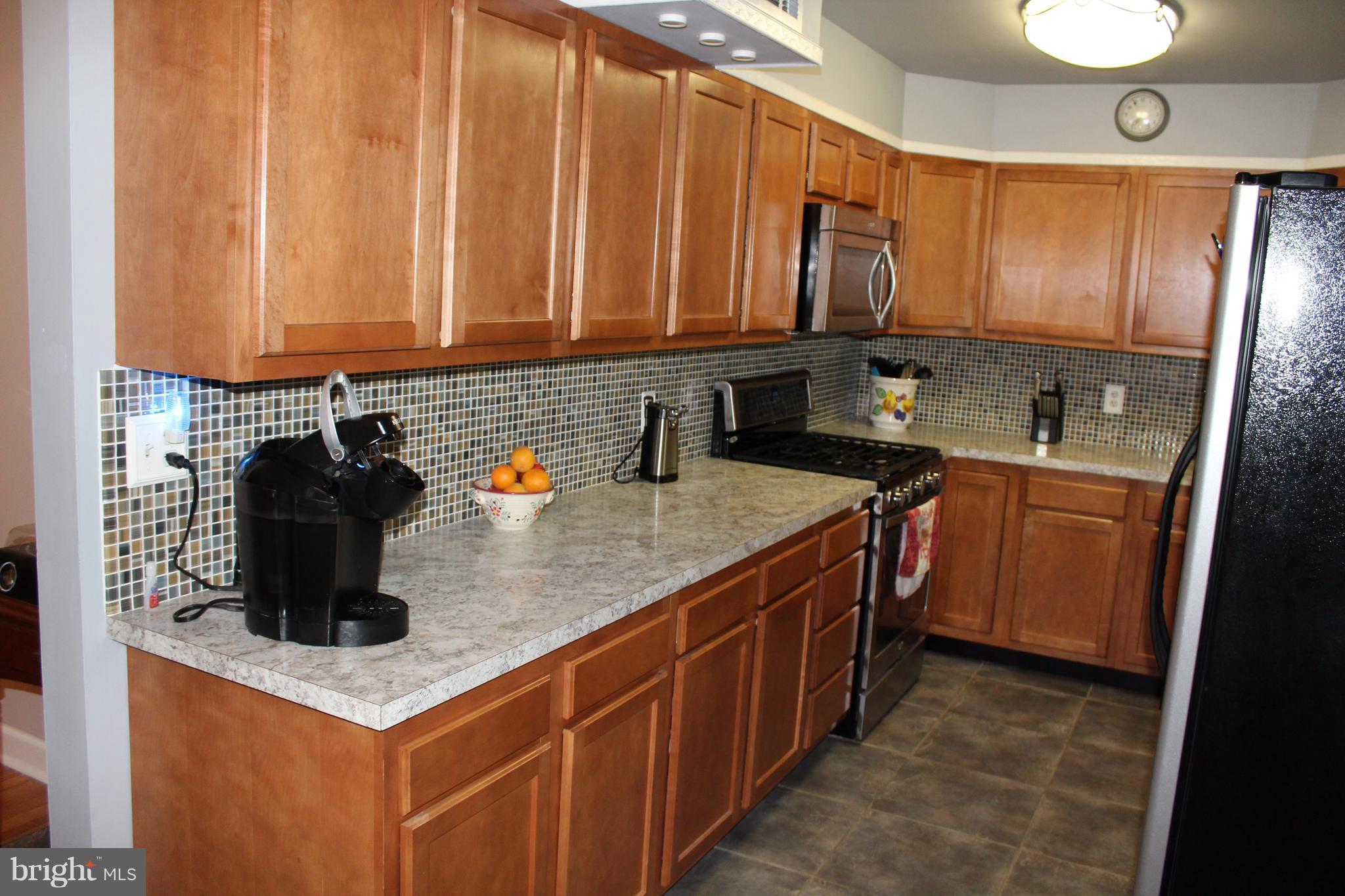 1800 Ridgewick Road Glen Burnie, MD 21061 - Photo 10 of 29 Kitchen