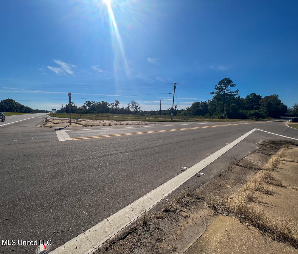 98 US Highway 98 Lucedale, MS 39452 - Photo 5 of 5 IMG_8310