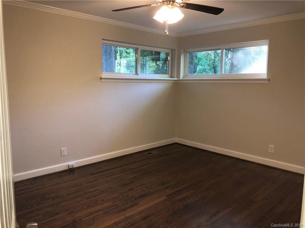 5027 Murrayhill Road Charlotte, NC 28210 - Photo 12 of 25 Gallery Image 12