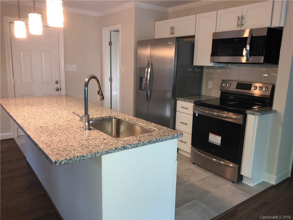 5027 Murrayhill Road Charlotte, NC 28210 - Photo 4 of 25 Gallery Image 4